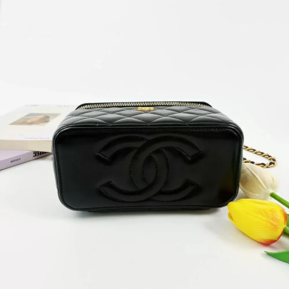 Chanel Women Pre-Loved Bag Very Good Condition